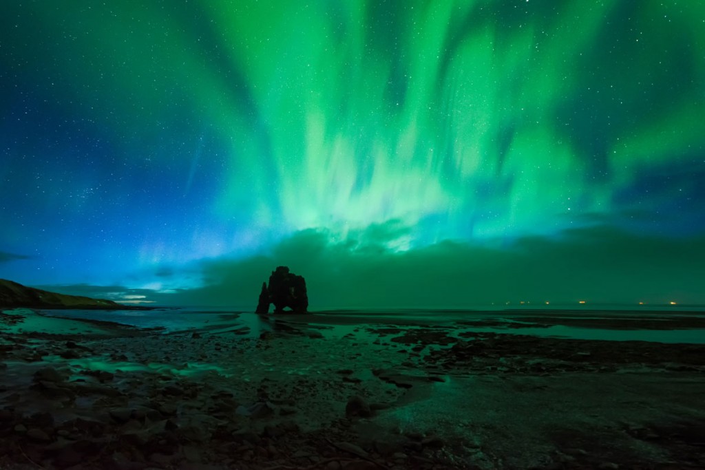 Hvítserkur - Aurora Borealis - Northern Lights - Norðurljós